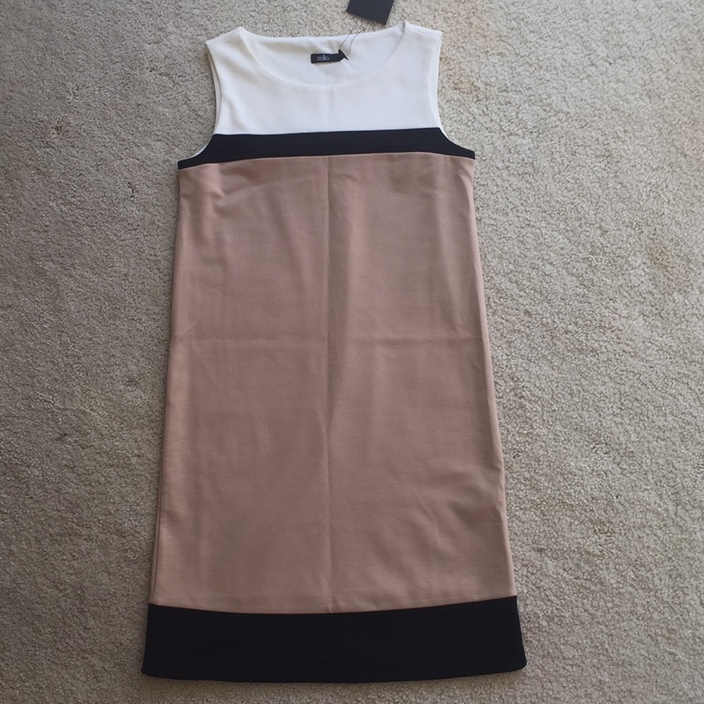 Zolla on the shoulder dress